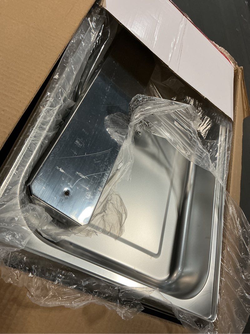 Condition photo showing As Is for Winco Malibu Stainless Steel Chafer with Gold Accents, 8 Quart 8 Quart (Full Size)