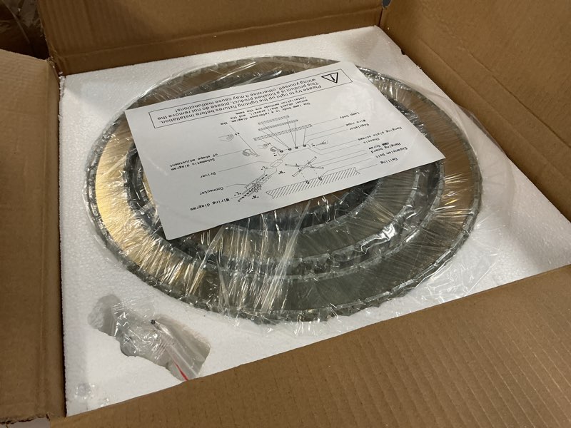 Condition photo showing As Is for FRIXCHUR Modern LED Chandeliers Crystal Pendant Light 3 Ring Chandelier Hanging Crystal Ceiling Light Fixture Adjustable Pendant Light for Living Room Dining Room Bedroom Foyer Gold (Cool White) 3 Ring Cool White