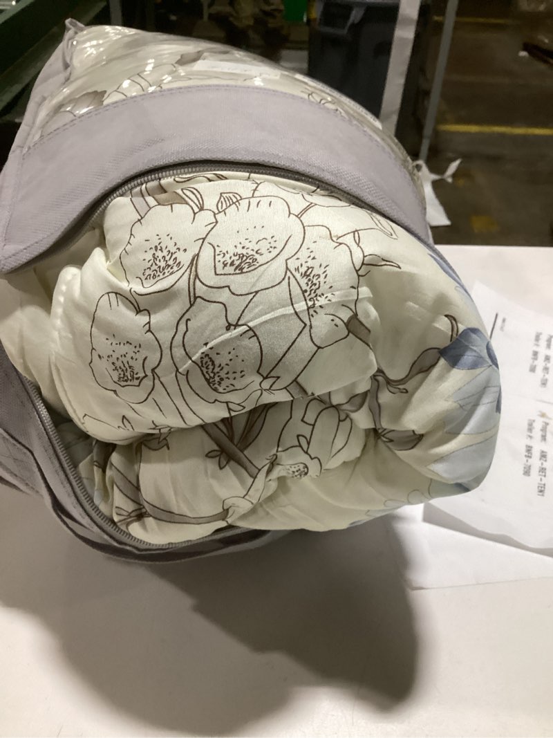 Condition photo showing Good Condition for Joyreap 7 Piece Bed in a Bag Queen, Elegant Flower Botanical Smooth Soft Microfiber Floral Comforter Set for All Season (1 Comforter, 2 Pillow Shams, 1 Flat Sheet, 1 Fitted Sheet, 2 Pillowcases) Floral Light-khaki Queen-7pieces