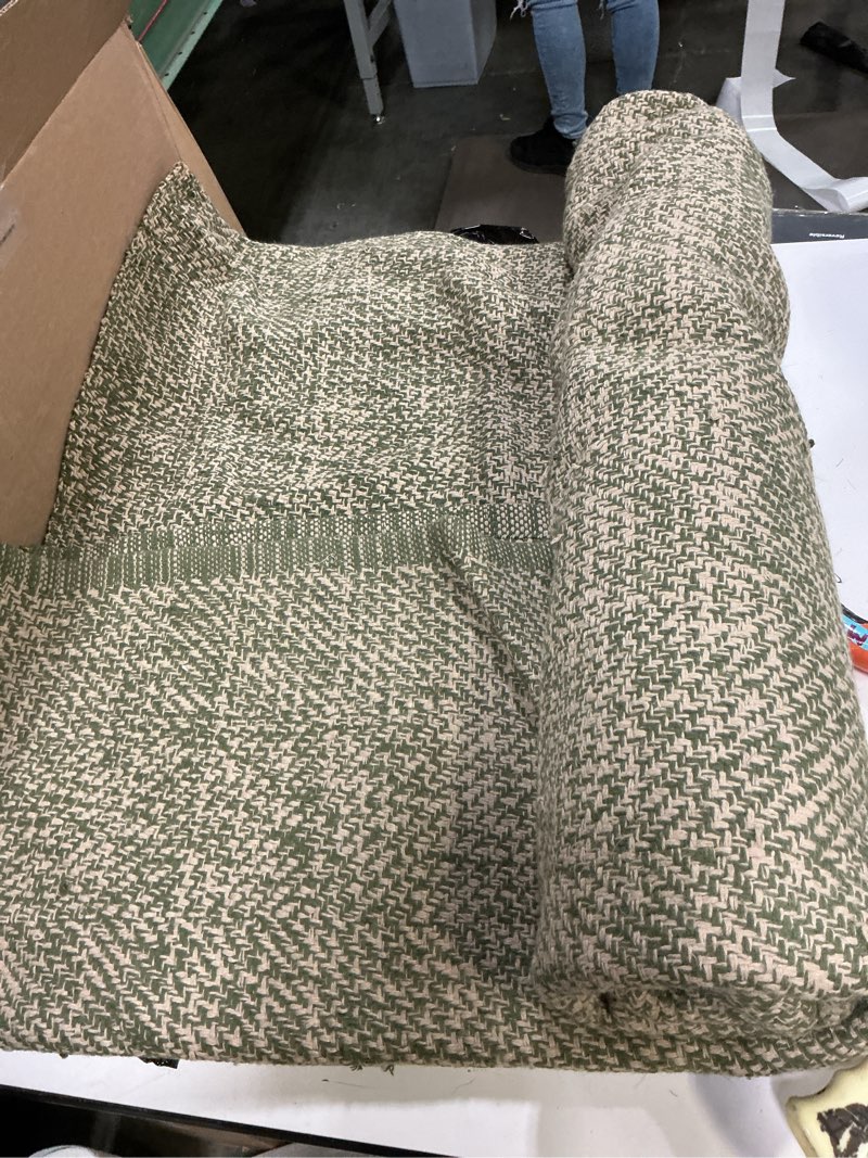 Condition photo showing As Is for (Used) LEEVAN Washable Area Rug 4x6, Hand-Woven Cotton Living Room Rug, Green/Natural Braided Bedroom Rug, Farmhouse Indoor/Outdoor Floor Carpet for Patio, Nursery, Office, Playroom, Dining Room Green&tan 4' x 6' (Rectangular)