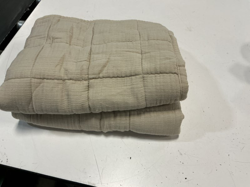 Condition photo showing As Is for organic cotton gauze box quilt set, full/queen, dune