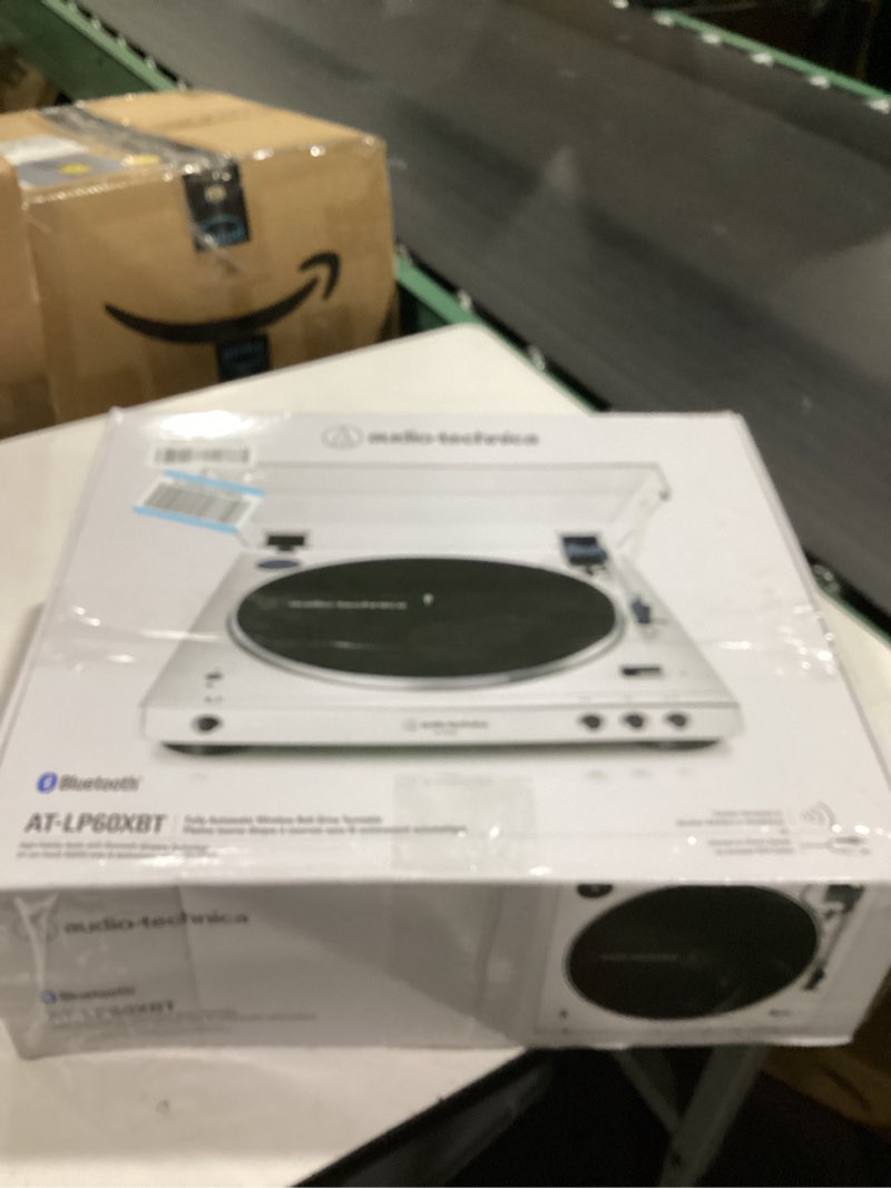 Condition photo showing Good Condition for audio-technica at-lp60xbt-ww automatic turntable white