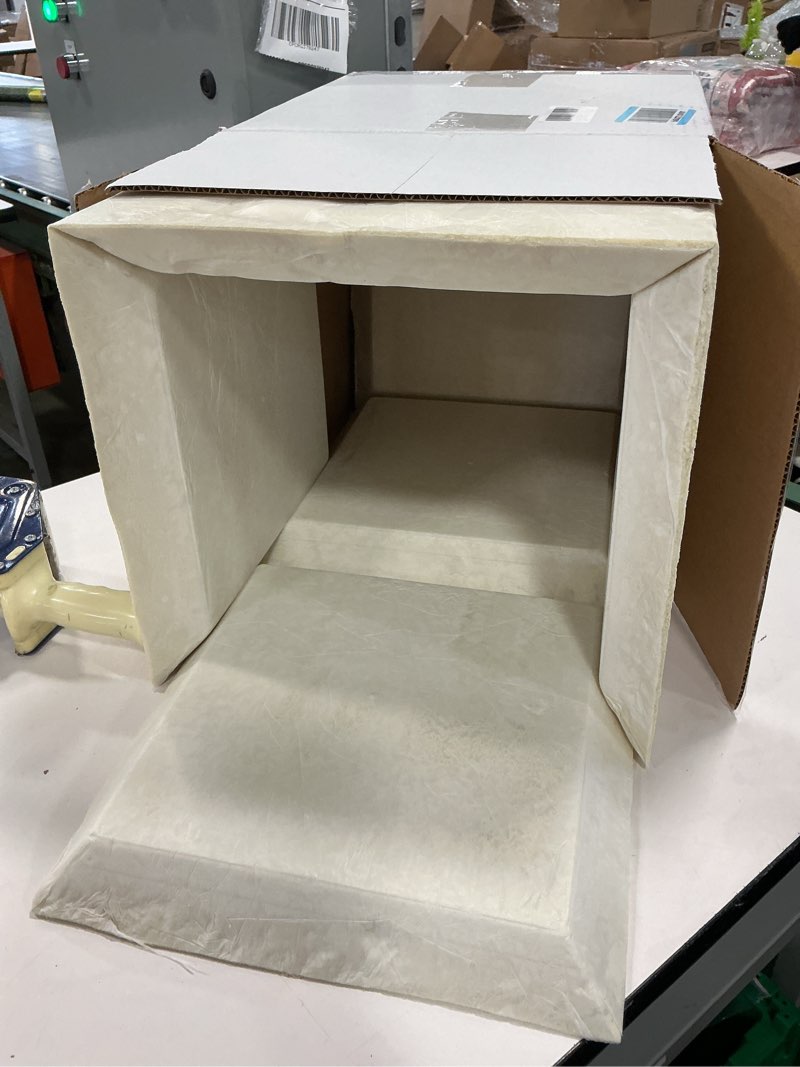Condition photo showing Good Condition for UN18A Thermo Chill Insulated Carton with Foam Shipper - 18" x 18" x 18" Outer Dimensions - 14" x 14" x 12.5" Inner Dimensions