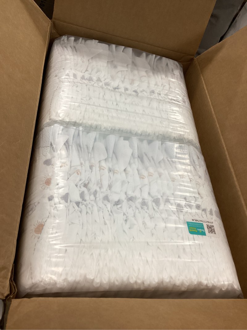 Condition photo showing Good Condition for Pampers Swaddlers Diapers, Size 5 (20-37 lbs), 132 Count, Absorbent, Keeps Baby Dry and Comfortable, Skin Safe Disposable Baby Diaper (Packaging May Vary) Size 5 132