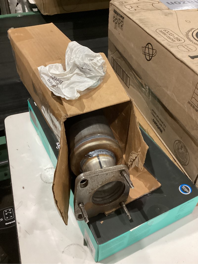 Walker Ultra EPA 16776 Direct Fit Catalytic Converter 2.39" Outlet (OD) for Buick Verano