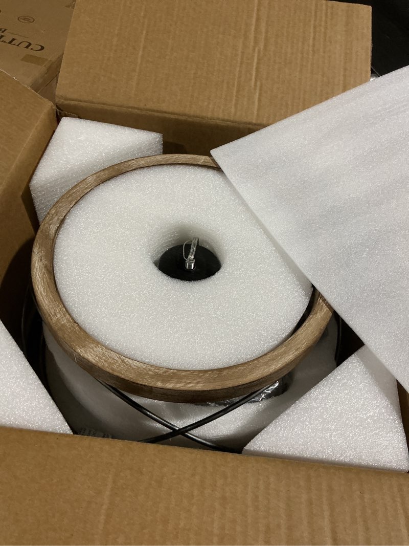 Condition photo showing Good Condition for Farmhouse Wood Chandelier Light Fixture, 16 Inch Dining Room Light Fixture Over Table, 5-Light French Country Rustic Industrial Drum Chandelier for Kitchen Dining Room Entryway wood-2