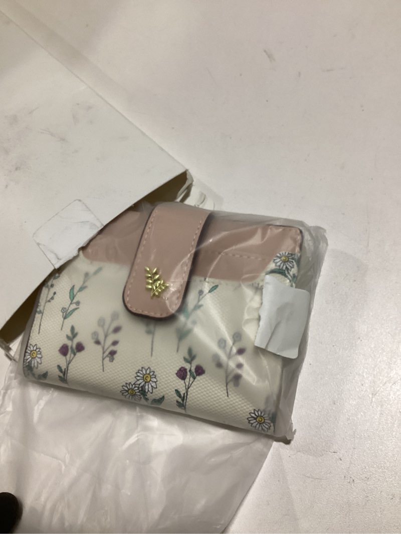 Condition photo showing item condition for GAEKEAO Small Wallets for Women RFID Blocking Leather Bifold Zipper Pocket Wallet Credit Card Holder with ID Window A-Pink