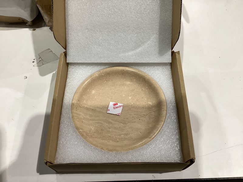 Condition photo showing Good Condition for Travertine Jewelry Dish Tray - Decorative Stone Catchall Bowl for Entryway Table, Keys & Rings Holder, Natural Marble Home Decor Organizer (5.5 Inch) A1