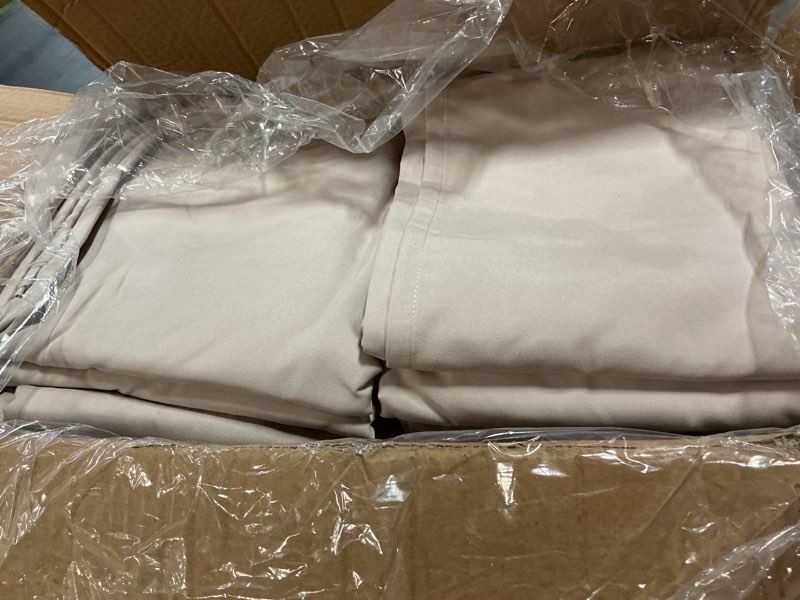 Condition photo showing New/Like New for bulk case pack of 20 flat sheets - (20) twin xl size hotel quality top flat bed sheets only - wholes