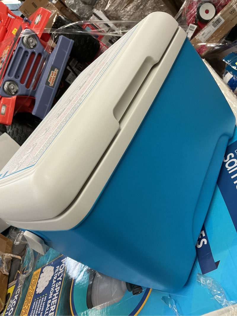 Condition photo showing As Is for 8l cooler box blue