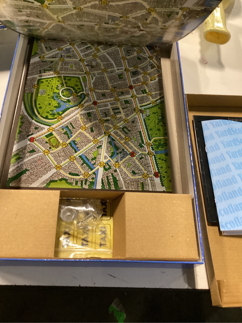 Condition photo showing Good Condition for funskool scotland yard board game (3-6 players, 10+)