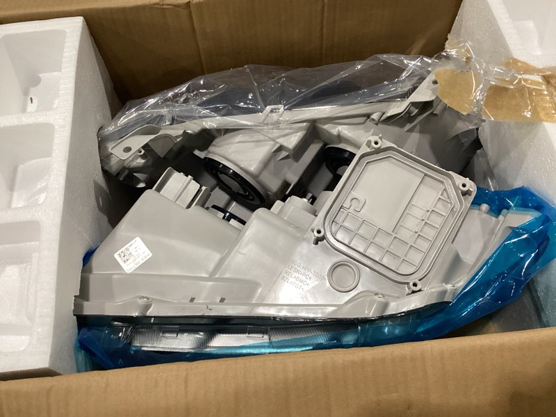 Condition photo showing New/Like New for 2007 2008 2009 toyota camry headlights assembly for 2007-2009 camry black housing amber reflector replacement driver and passenger side b-black housing amber reflector 07-09