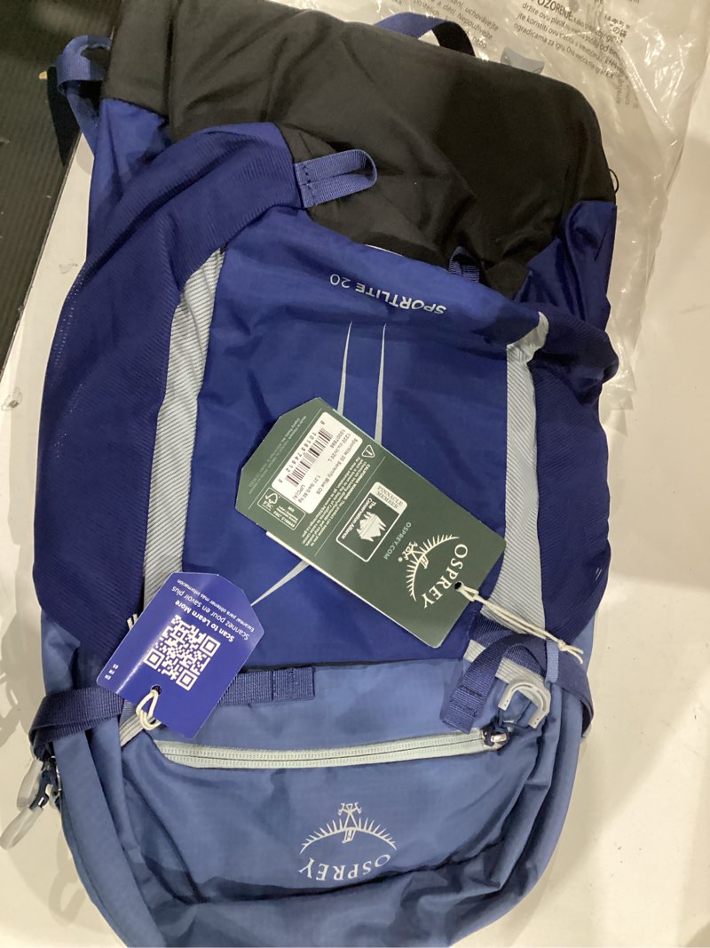 Condition photo showing New/Like New for osprey sportlite 20l lightweight hiking backpack for men and women - everyday hiking bag - travel daypack, serenity blue serenity blue 20l