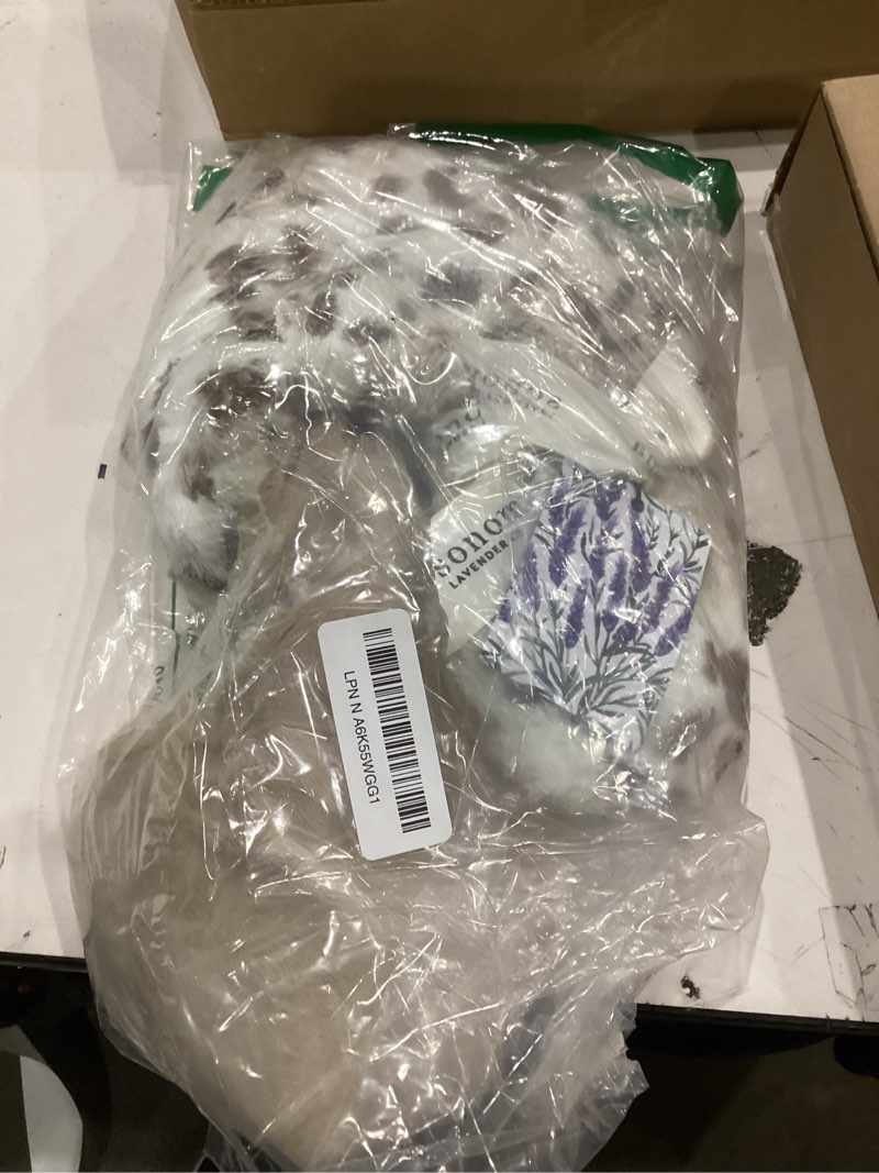 Condition photo showing Good Condition for sonoma lavender luxury lavender heatable/chillable neck pillow, microwaveable for neck and shoulders with removable washable covers, great for relaxation and pain relief (arctic circle)