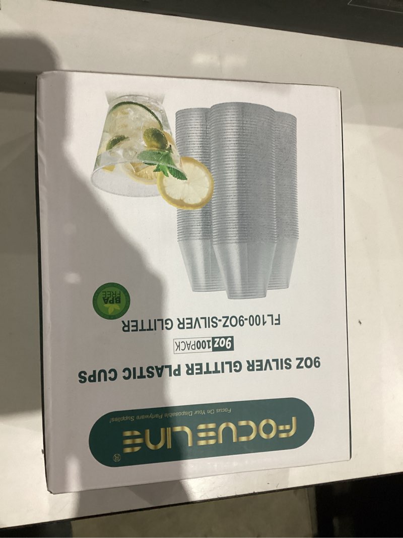 Condition photo showing New/Like New for FOCUSLINE 9 oz Silver Plastic Cups, Disposable Clear Fancy Hard Plastic Cups, Silver Glitter, Heavy Duty, Reusable,100 Count 100Pack-9oz-Silver Glitter