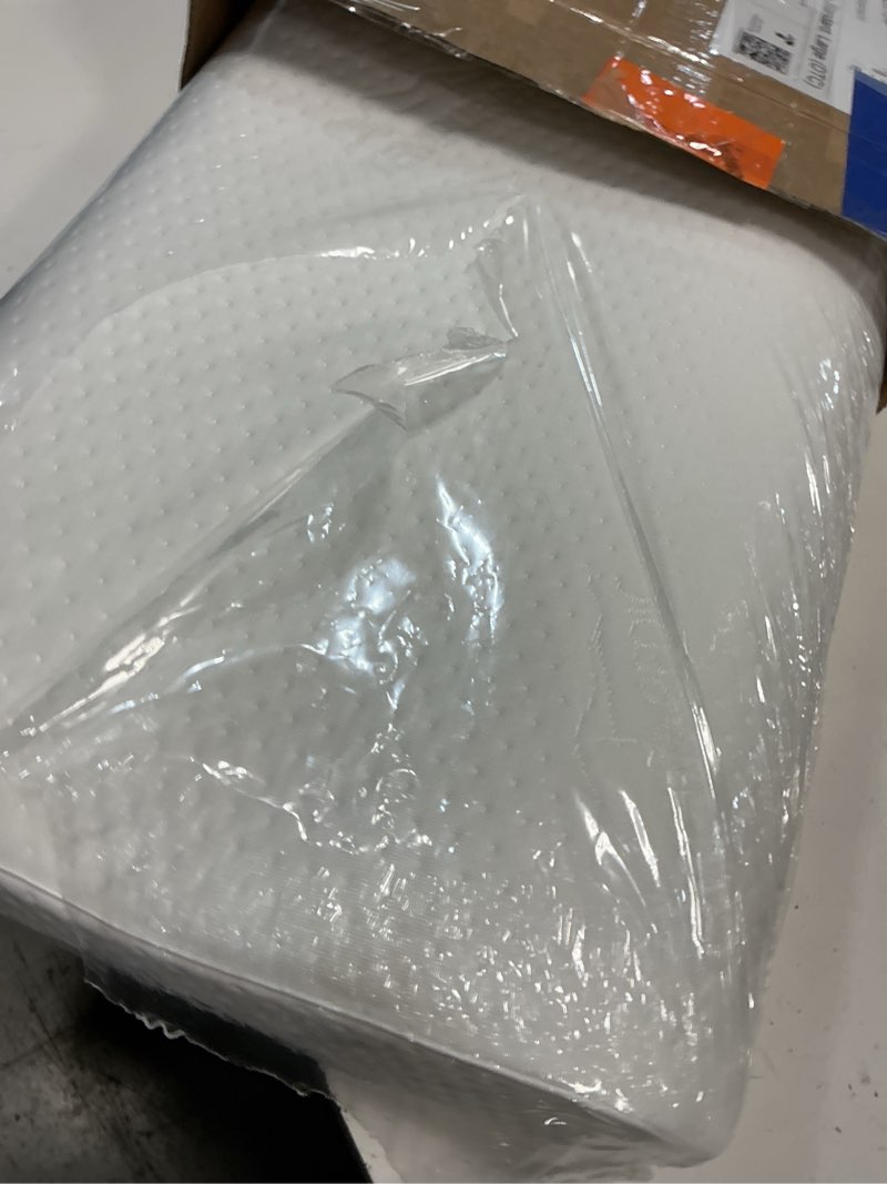 Condition photo showing Good Condition for tempur-pedic tempur-ergo neck pillow, large profile, white high profile 1