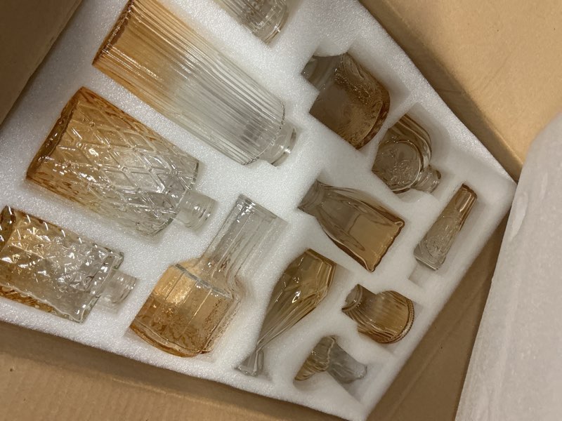 Condition photo showing Good Condition for der rose 12pcs glass bud vases, amber vases for wedding centerpieces decor | light-catching textured glass, secure protective packaging, cozy autumn accent, dining table fall centerpiece decor 12 amber
