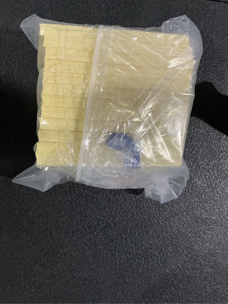 Condition photo showing New/Like New for highland™ notes, 3 in x 5 in, yellow, 12 pads/pack