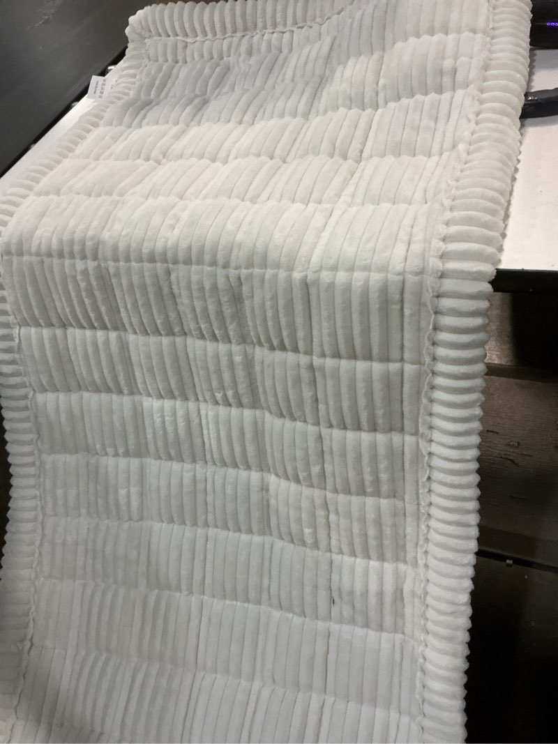 Condition photo showing Good Condition for pawcart couch cover, paw lounge plush pet couch cover, non-slip couch covers for dogs cats kids and living room decor (creamy white*a,80 x 160cm