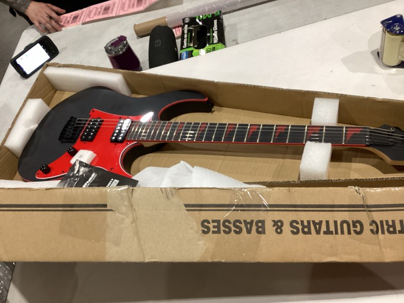 Condition photo showing Good Condition for ibanez grg131dx - black flat