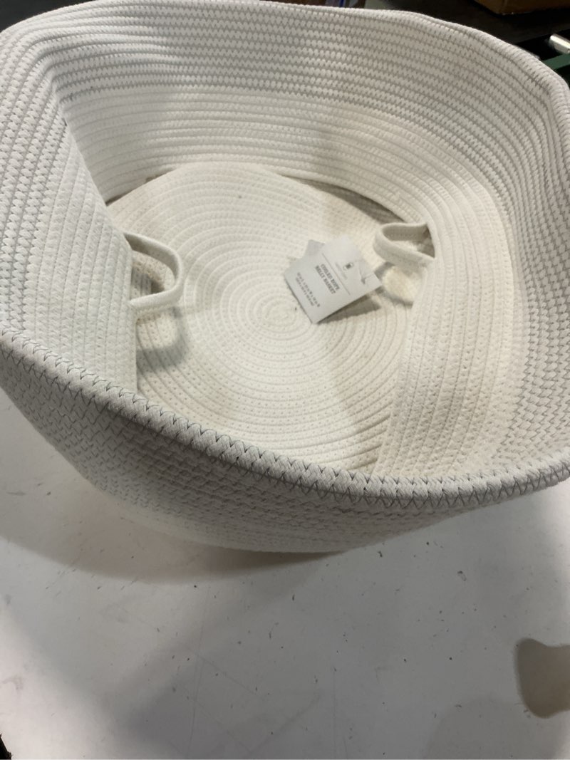 Condition photo showing As Is for hld global xxl coiled rope belly basket cream