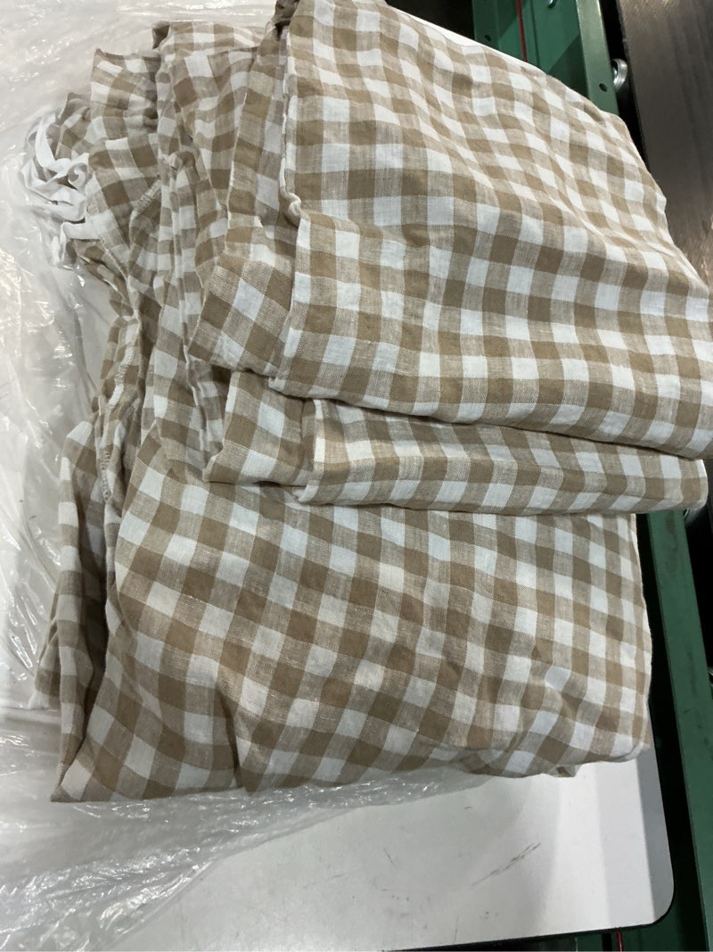 Condition photo showing Good Condition for european linen gingham duvet cover set, king/cal king, cafe