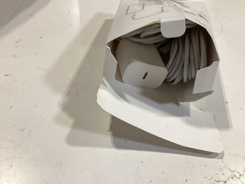 Condition photo showing Good Condition for 10foot fast iphone charging cable,3-pack super fast i phone charger usb c charging block wall charger pd adapter with 10ft type c to lightning cable cord for iphone 14/13/12/11promax/xs max/xs/xr/8/se