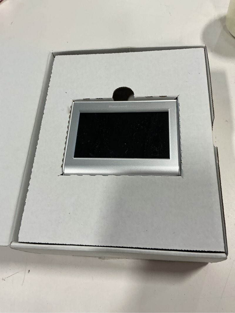 Condition photo showing Good Condition for Honeywell Home RTH9585WF Wi-Fi Smart Color Thermostat, 7 Day Programmable, Touch Screen, Energy Star, Alexa Ready, C-Wire Required, Not Compatible with Line Volt Heating Gray