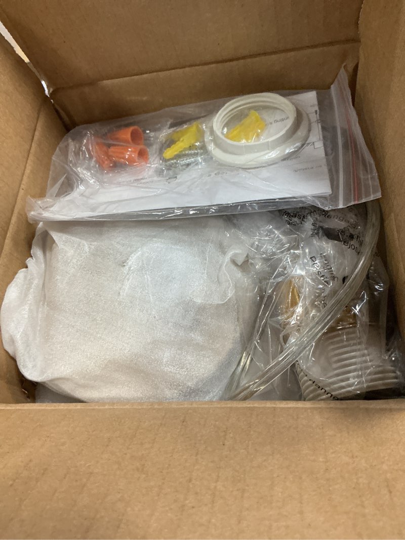 Condition photo showing Good Condition for 7"×10" Brushed Gold Pendant Light, Modern Kitchen Pendant Lighting Over Island, Pendant Lighting with Clear Glass Shade, Glass Pendant Lights Kitchen Island, Foyer, Dining Room, Entryway Clear Glass, Gold 7''x 10'',1Light (Large)