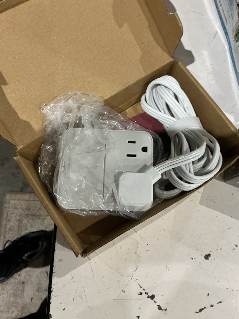 Condition photo showing Good Condition for power strip flat plug with 4 ac outlets 4 usb ports (20w), surge protector charging station with overload protection, 6ft flat plug extension cord, fast charging for office dorm room (white)