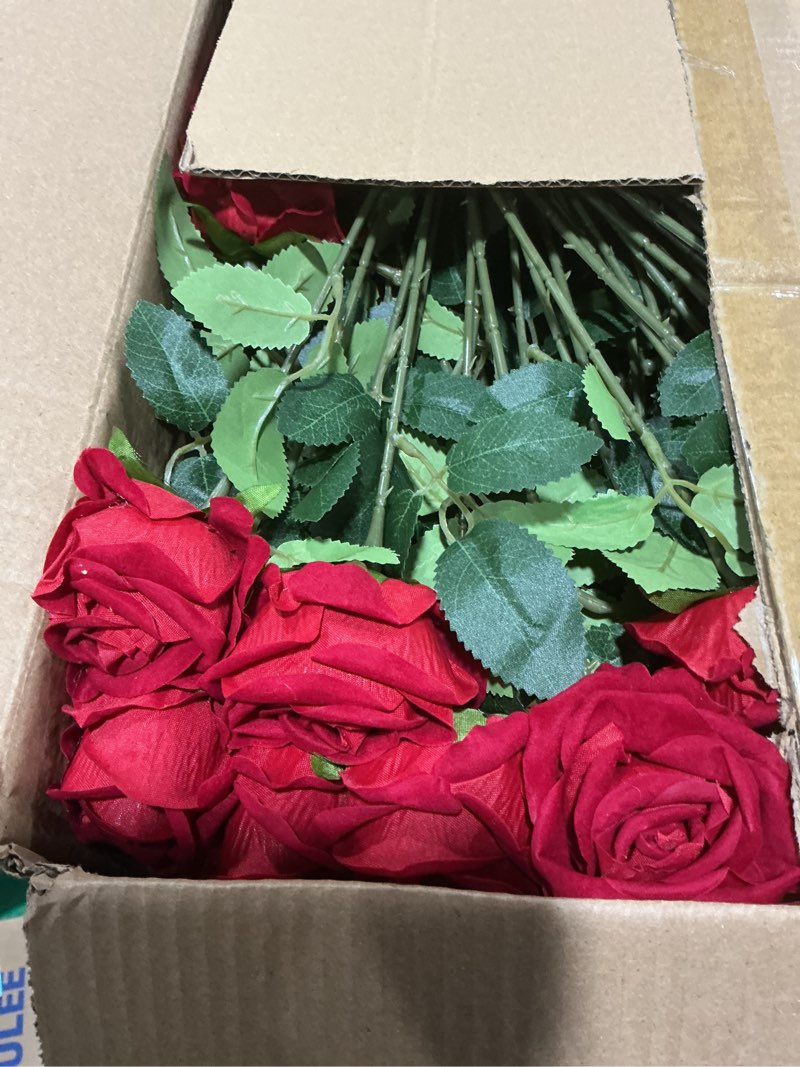 Condition photo showing Good Condition for 100 pcs fake red roses, artificial red flowers bulk realistic silk faux rose with stems for wedding decoration anniversary bridal bouquet diy floral arrangement romantic home decor gifts red 100 pcs