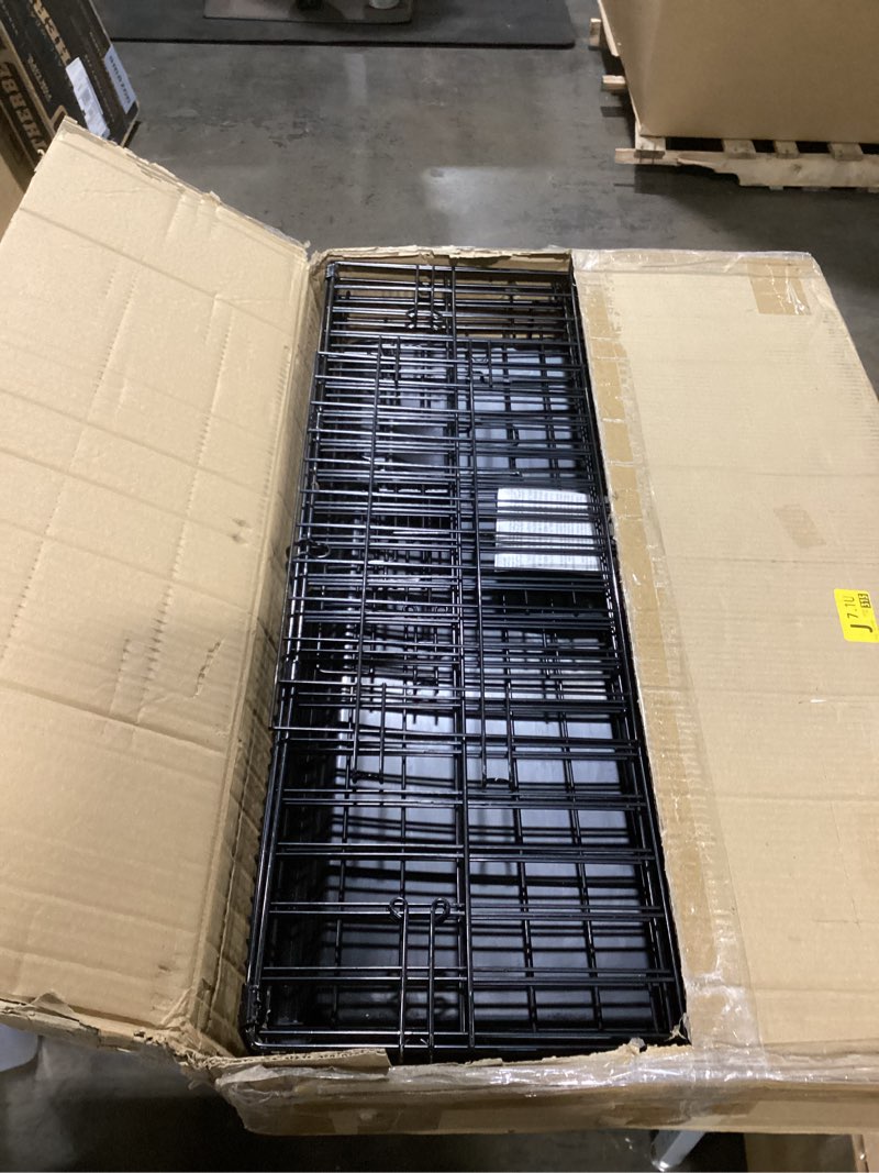 Condition photo showing Good Condition for Amazon Basics - Durable, Foldable Metal Wire Dog Crate with Tray, Single Door, 30 x 19 x 21 in, Black 30.0"L x 19.0"W x 21.0"H Single Door w/ Divider