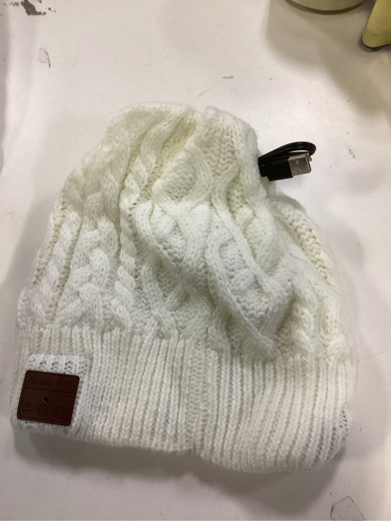 Condition photo showing Good Condition for Wireless Music Beanie Headphone hat Women Winter Warm Knit Hats Cap Music Beanie with Headphones Built-in Stereo Speakers Mic for Outdoors Sports Running Skiing Woman Teenagers Her White One Size White
