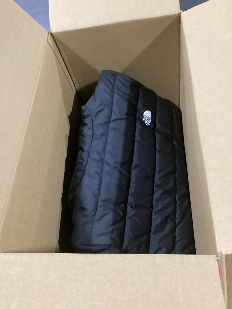 Condition photo showing Good Condition for the north face women’s aconcagua down insulated hoodie large tnf black-npf