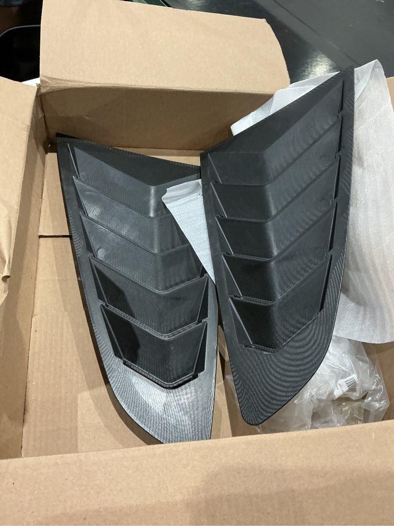 Condition photo showing Good Condition for muxee window louver 2pcs side vent window louvers for ford mustang 2015-2023, abs print sport window decorative covers, exterior trim accessories - carbon fiber?not for gt350 gt500? carbon fiber 2015-2023 ford mustang