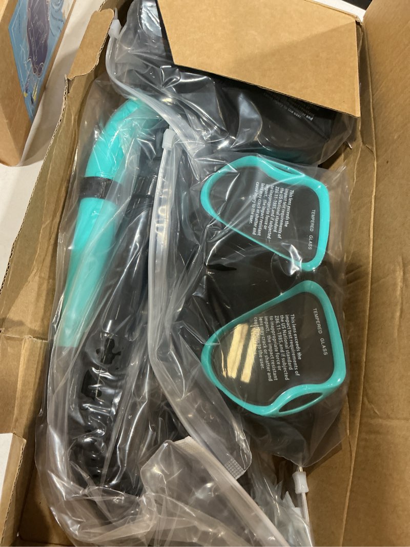 Condition photo showing Good Condition for snorkeling gear for adults, dry-top snorkel set scuba diving mask, 180° panoramic wide view professional snorkeling gear, adult swimming goggles with nose cover, breathing freely snorkel mask black & green