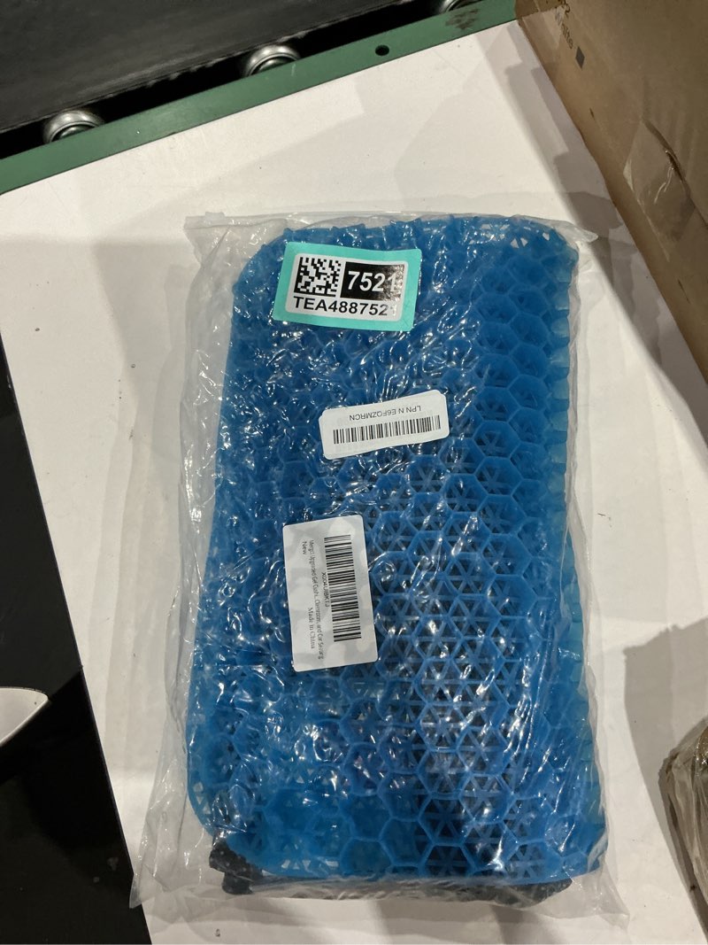 Condition photo showing Good Condition for upgraded gel cushion: oversized, thickened honeycomb-pattemed silicone pregnancy chair pad foroffice, classroom, and car seating