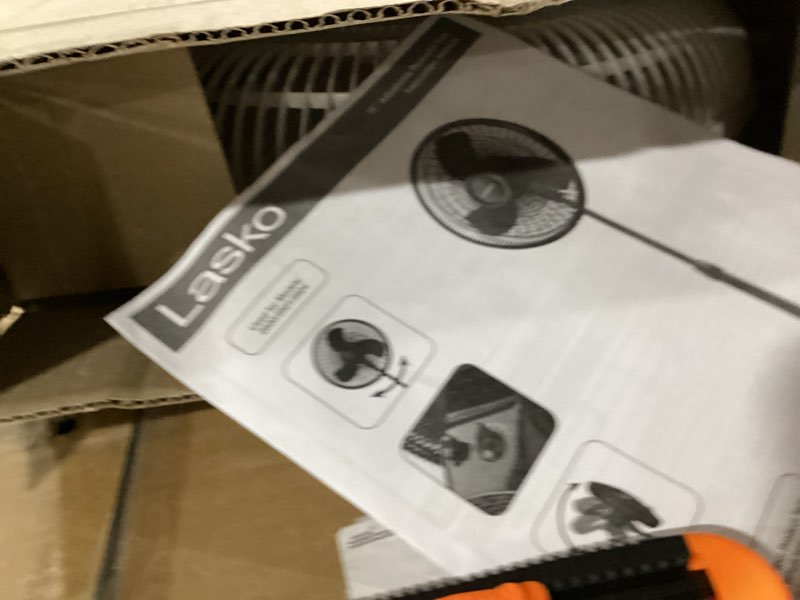 Condition photo showing Good Condition for lasko 2520 oscillating stand fan,white 16 inch