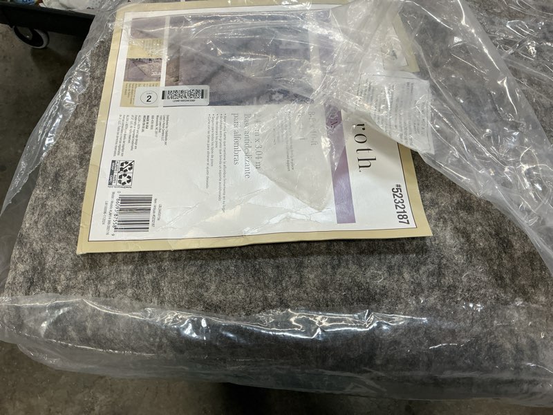 Condition photo showing Good Condition for allen + roth premium 8 x 10 (ft) rectangular felt non-slip rug pad