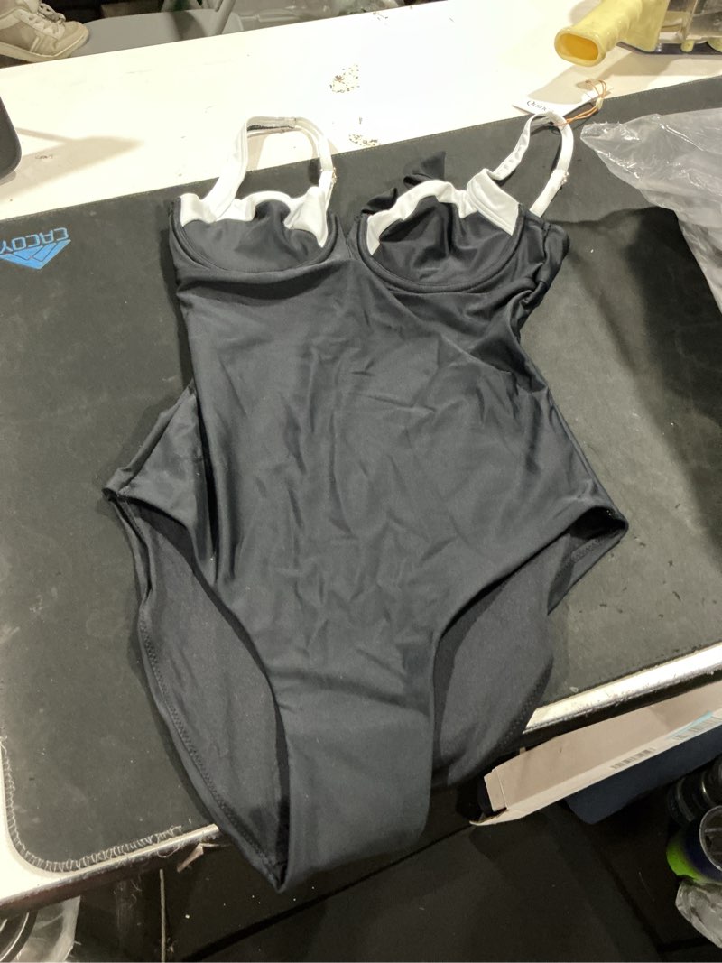 Condition photo showing Good Condition for size small. quince italian underwire one-piece swimsuit