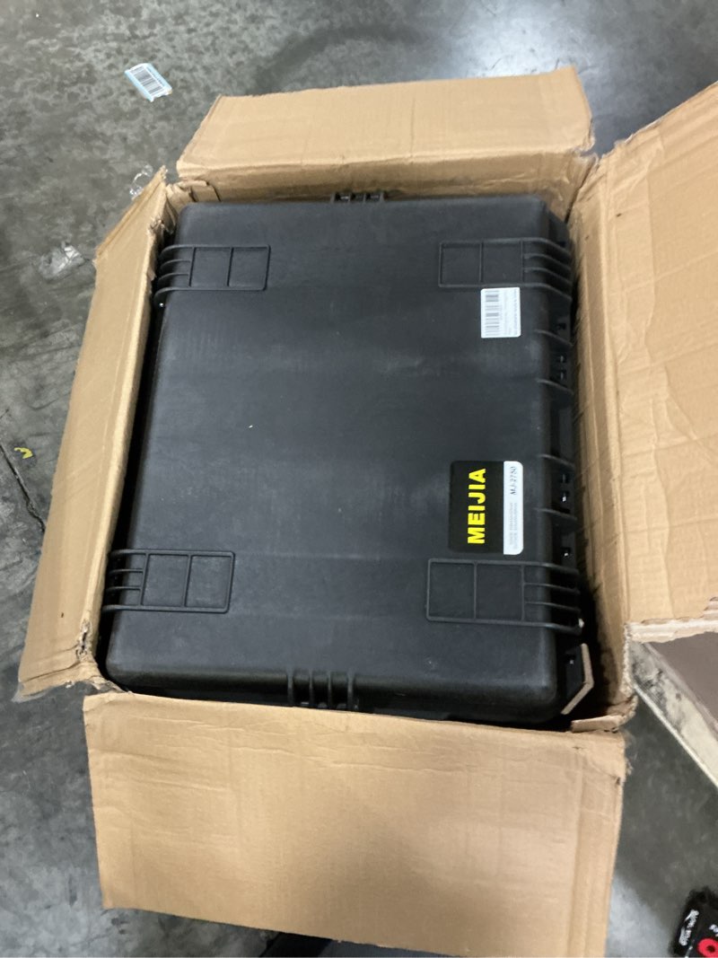 Condition photo showing Good Condition for meijia portable all weather waterproof rolling hard camera case with customizable fit foam and wheels, 24.6"x19.7"x14.4",elegant black