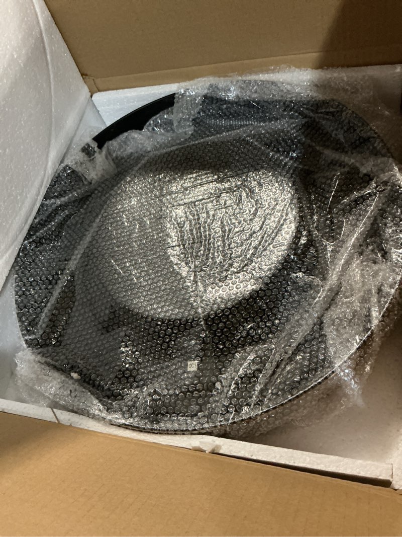 Condition photo showing Good Condition for 18 Inch Large Gear Clock with Realistic Moving Gears Industrial-Style Steampunk Wall Decor Clock Ide