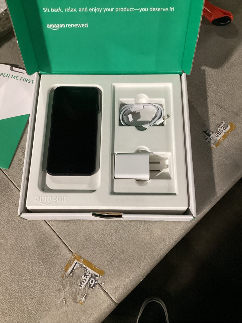 Condition photo showing Good Condition for Apple iPhone SE 3rd Gen, 64GB, Midnight - Unlocked (Renewed Premium) Unlocked Midnight 64GB