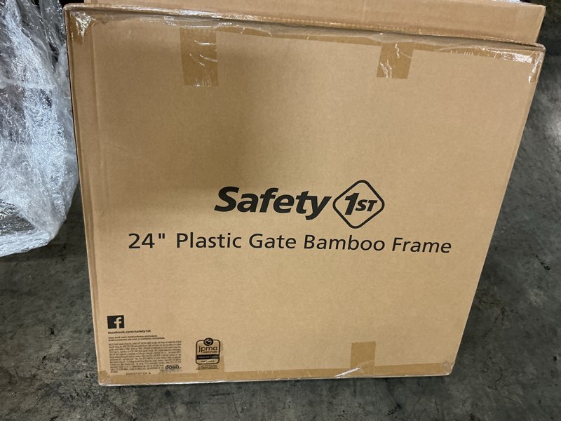 Condition photo showing New/Like New for safety 1st multicolored 24 in. h x 28-42 in. w wood child safety gate