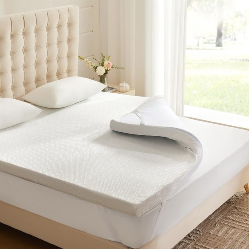 Eiayeebil 2 Inch Memory Foam Mattress Topper Queen, Memory Foam Pad with Removable & Washable Cover, Bed Topper for Back Pain, Non-Slip Ventilated Design, Queen Size