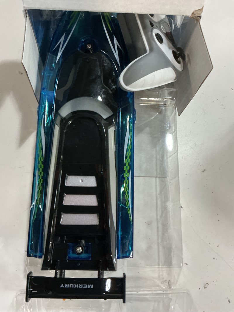 Condition photo showing Good Condition for merkury innovations hglo 13 in rc boat, led, remote-controlled, 1 pack