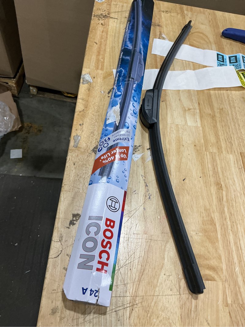 Condition photo showing As Is for bosch 24a20a icon beam wiper blades - set of 2 blades (24a & 20a) only one