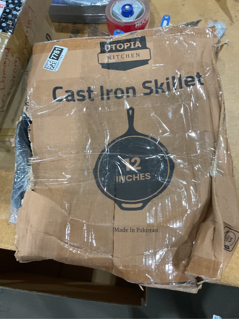 Condition photo showing New/Like New for utopia kitchen premium cast iron skillets 12 inch, chef's pan, pfas-free, pre-seasoned frying pan, stovetop, oven, campfire and grill large skillet, even heat distribution cast iron pan - black black 12 inch (pack of 1)