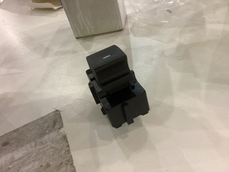 CCIYU Power Window Switch ?8L8Z-14529-AB Front Right and Rear Left Right Window Control Switch Fit 2