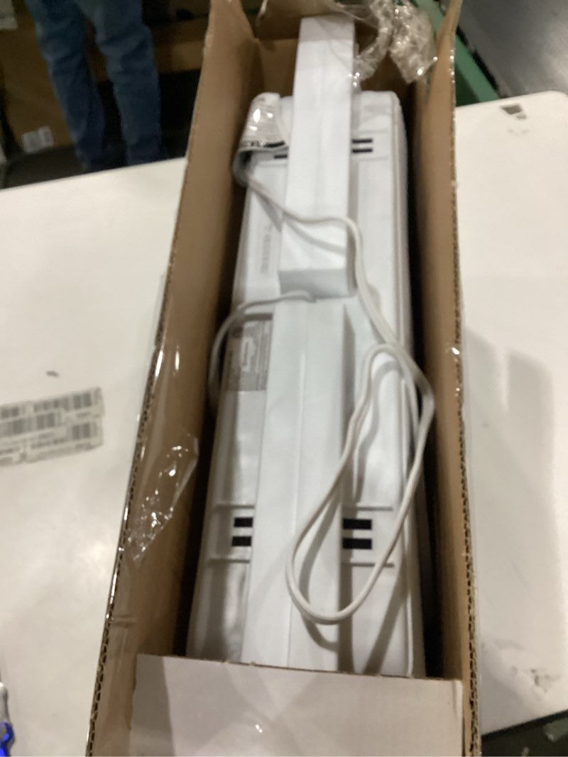 Condition photo showing As Is for Comfort Zone Twin Window Fan with Reversible Airflow Control, 9 inch, Auto-Locking Expanders, 2 Speed Fan, Dual Fan, Exhaust, Airflow 9.84 ft/sec, Ideal for Home, Kitchen, Bedroom & Office, CZ319WT White 9"